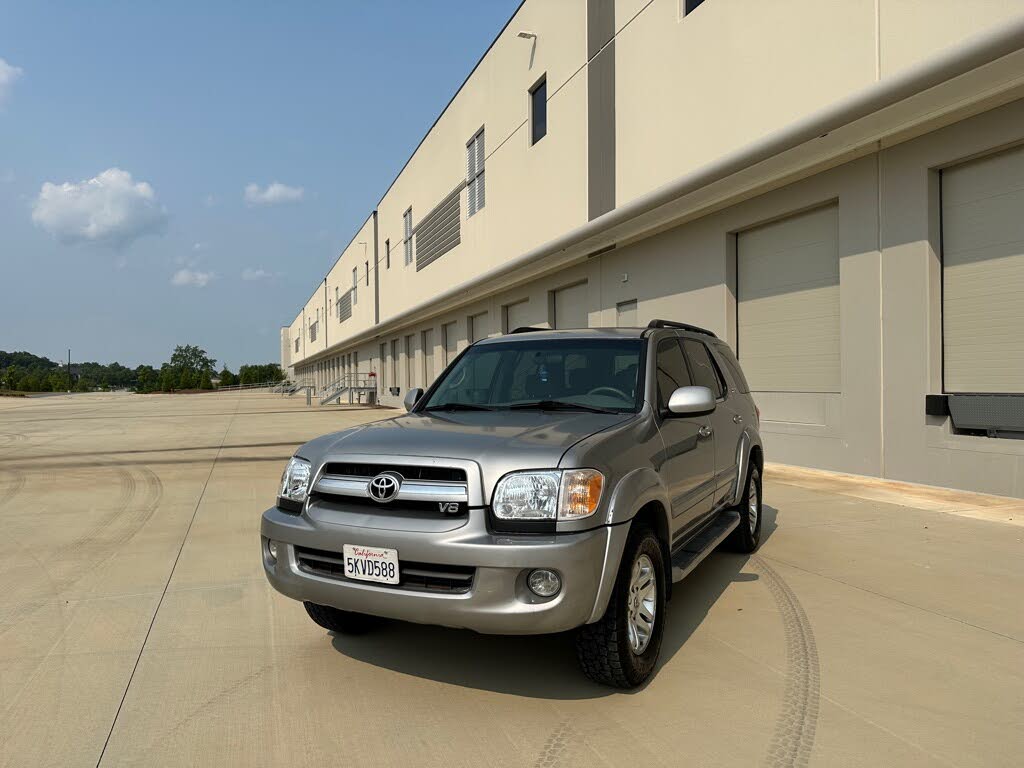 2005 Toyota Sequoia SR5
