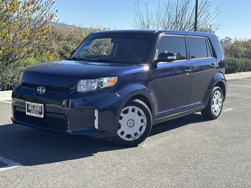 2015 Scion xB Base