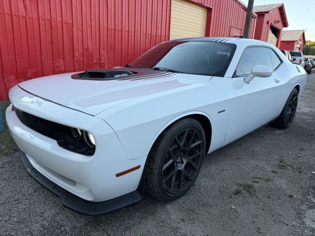 2016 Dodge Challenger R/T Shaker RWD