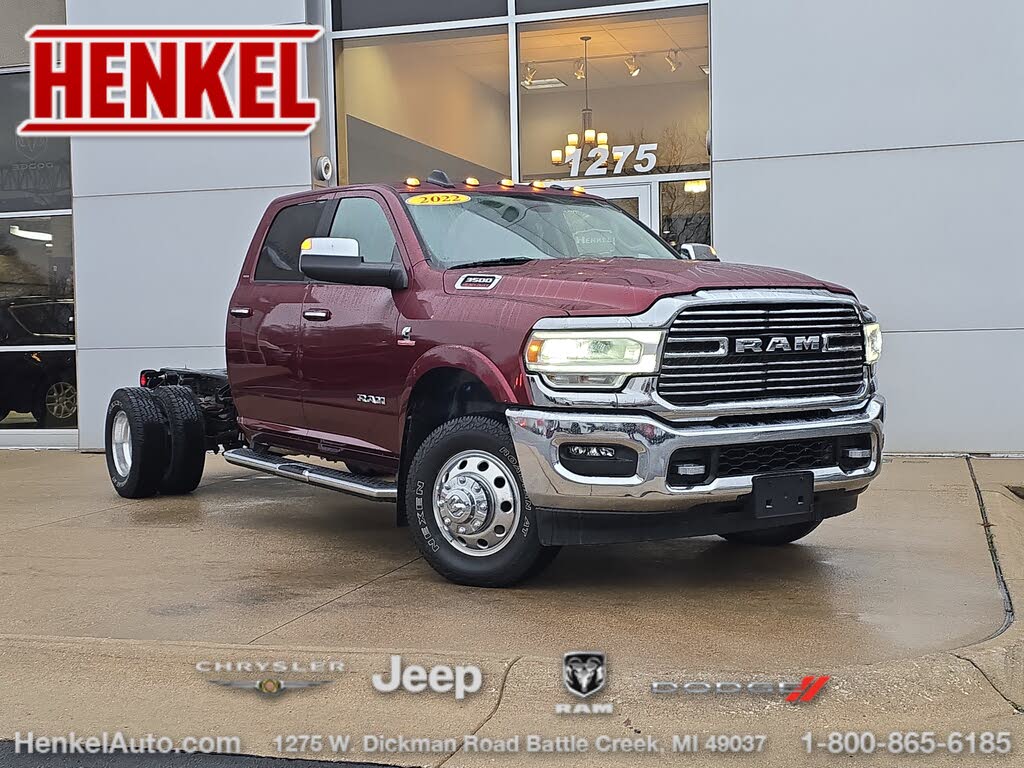 2022 RAM 3500 Chassis Laramie Crew Cab LB DRW 4WD