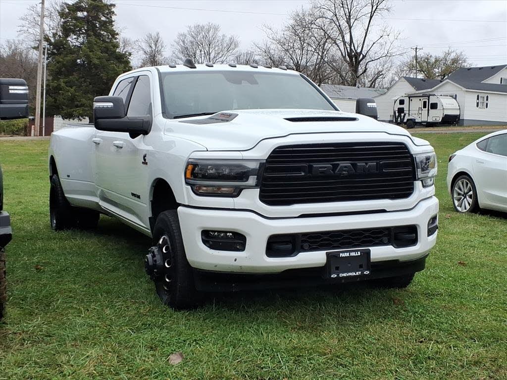 2024 RAM 3500 Laramie Crew Cab LB DRW 4WD