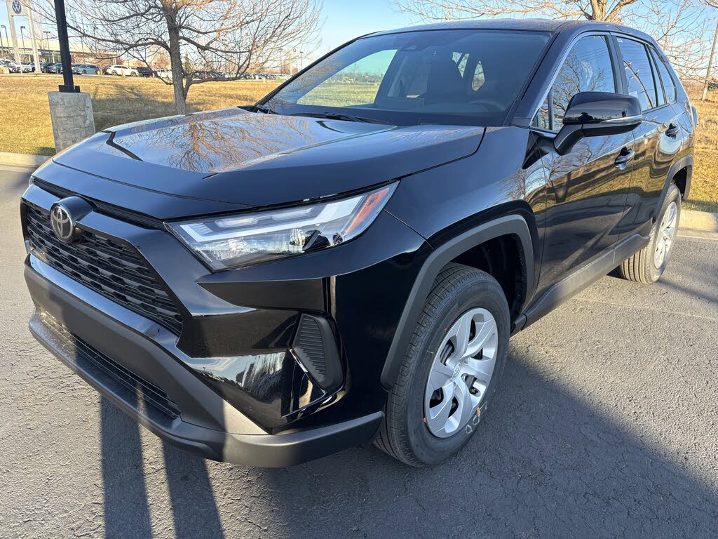 2025 Toyota RAV4 LE AWD