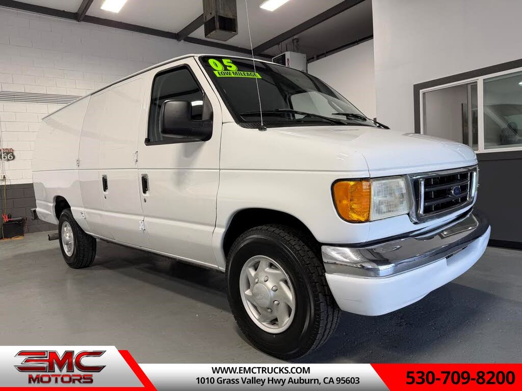 2005 Ford E-Series E-350 Super Duty Extended Cargo Van