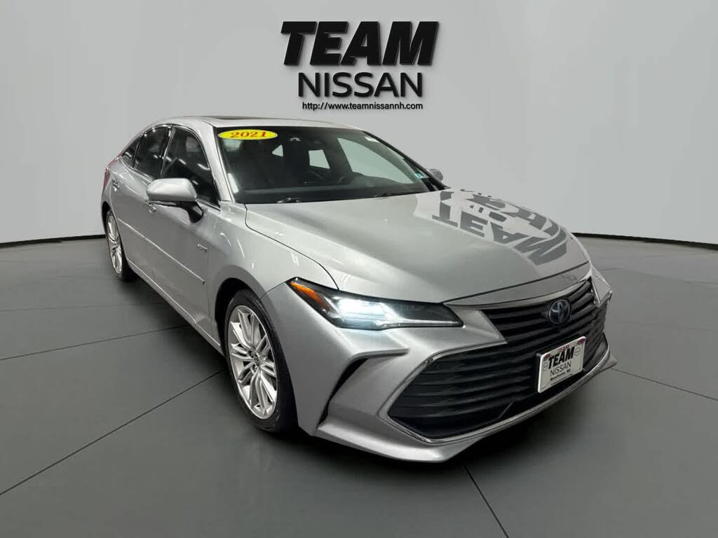 2021 Toyota Avalon Hybrid Limited FWD