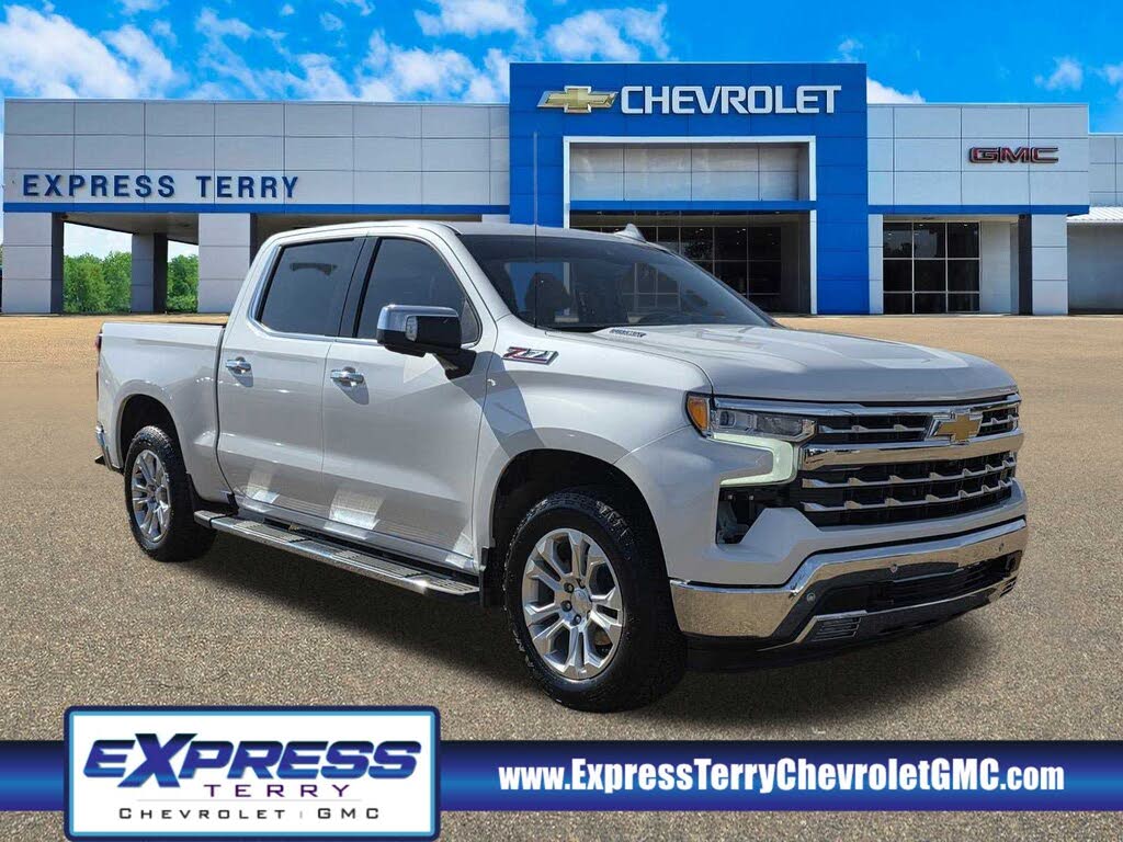 2023 Chevrolet Silverado 1500 LTZ Crew Cab 4WD