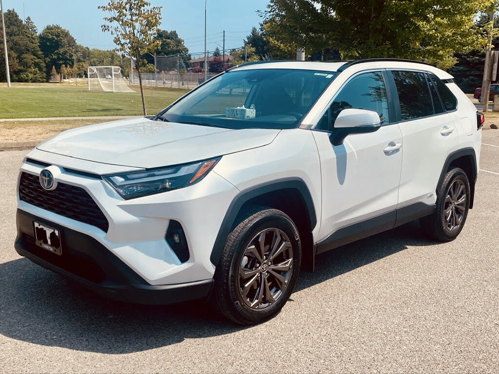 2024 Toyota RAV4 Hybrid XLE AWD