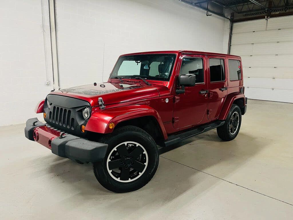 2012 Jeep Wrangler Unlimited Sahara 4WD
