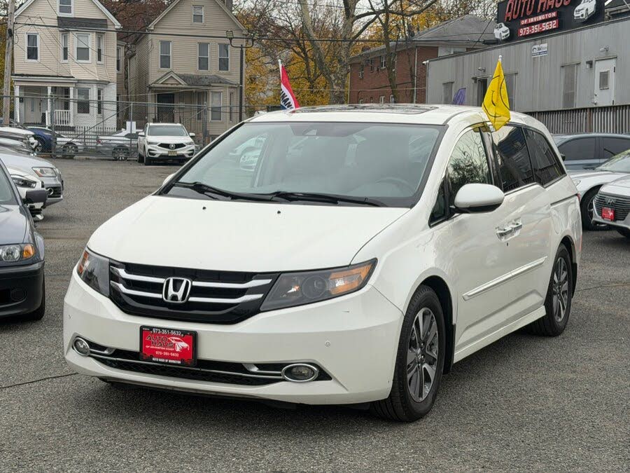 2014 Honda Odyssey Touring Elite FWD
