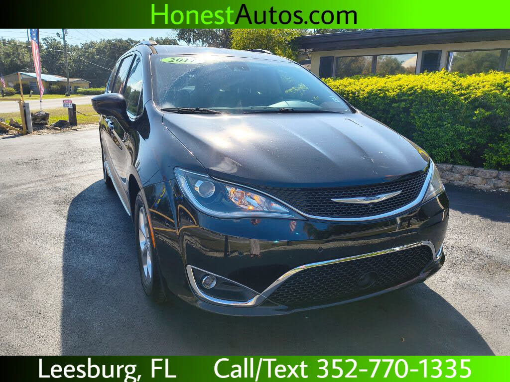2017 Chrysler Pacifica Touring L Plus FWD