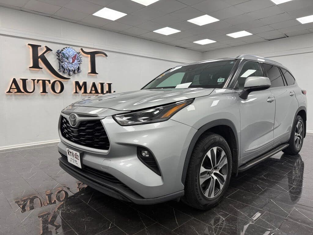 2021 Toyota Highlander XLE AWD