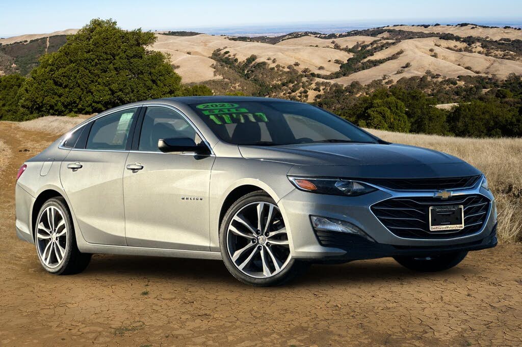 2023 Chevrolet Malibu LT with 1LT FWD