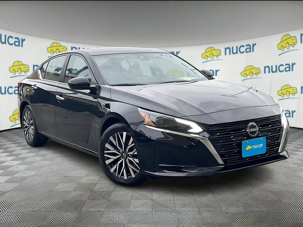2023 Nissan Altima 2.5 SV FWD