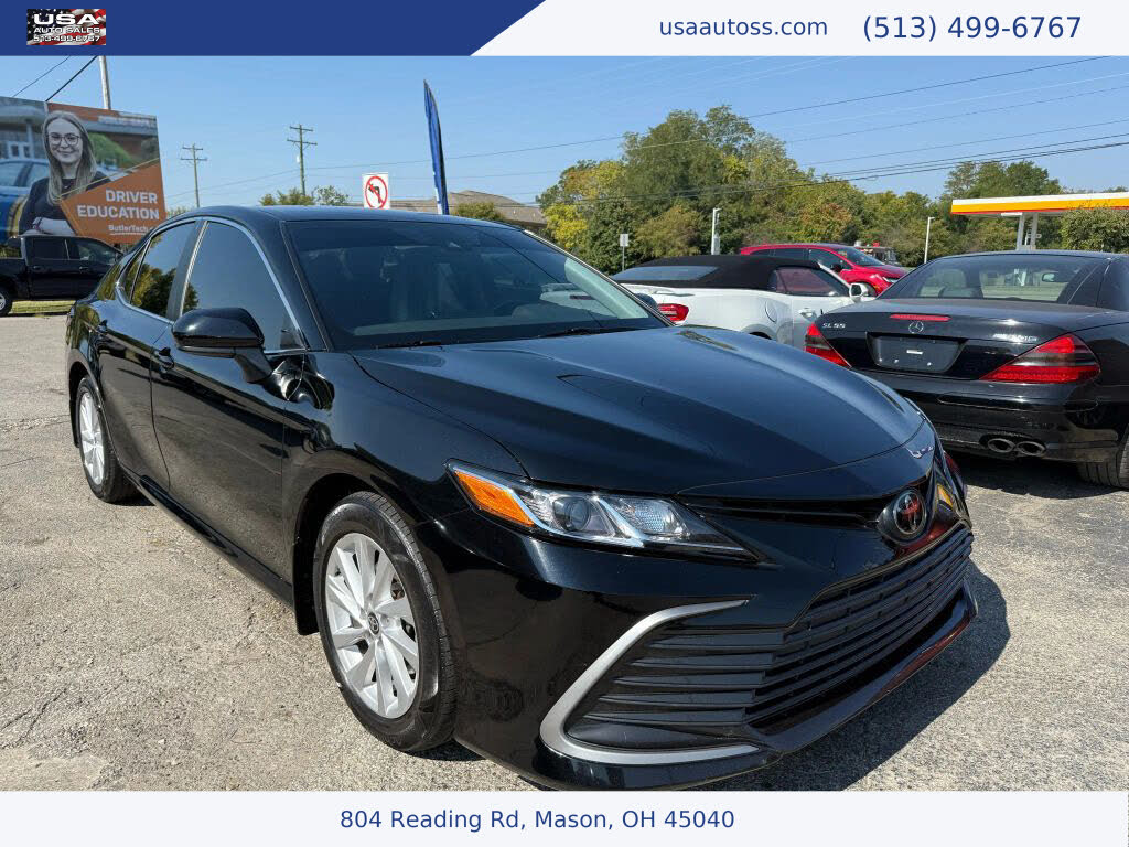 2024 Toyota Camry LE FWD