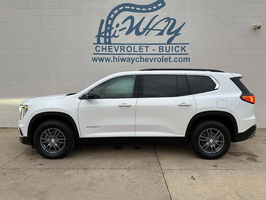 2025 GMC Acadia Elevation AWD
