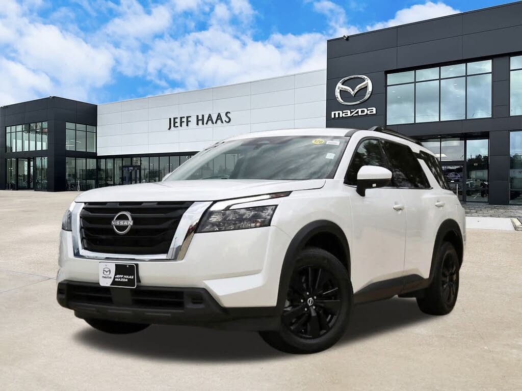 2025 Nissan Pathfinder SV FWD