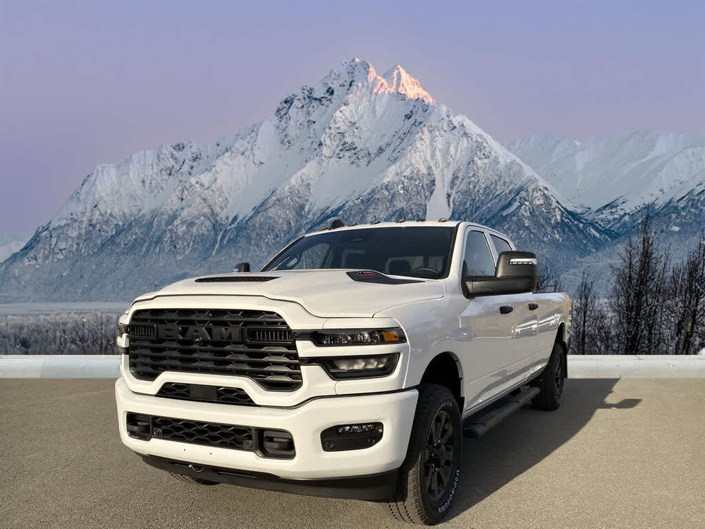 2026 RAM 2500 Tradesman Crew Cab LB 4WD