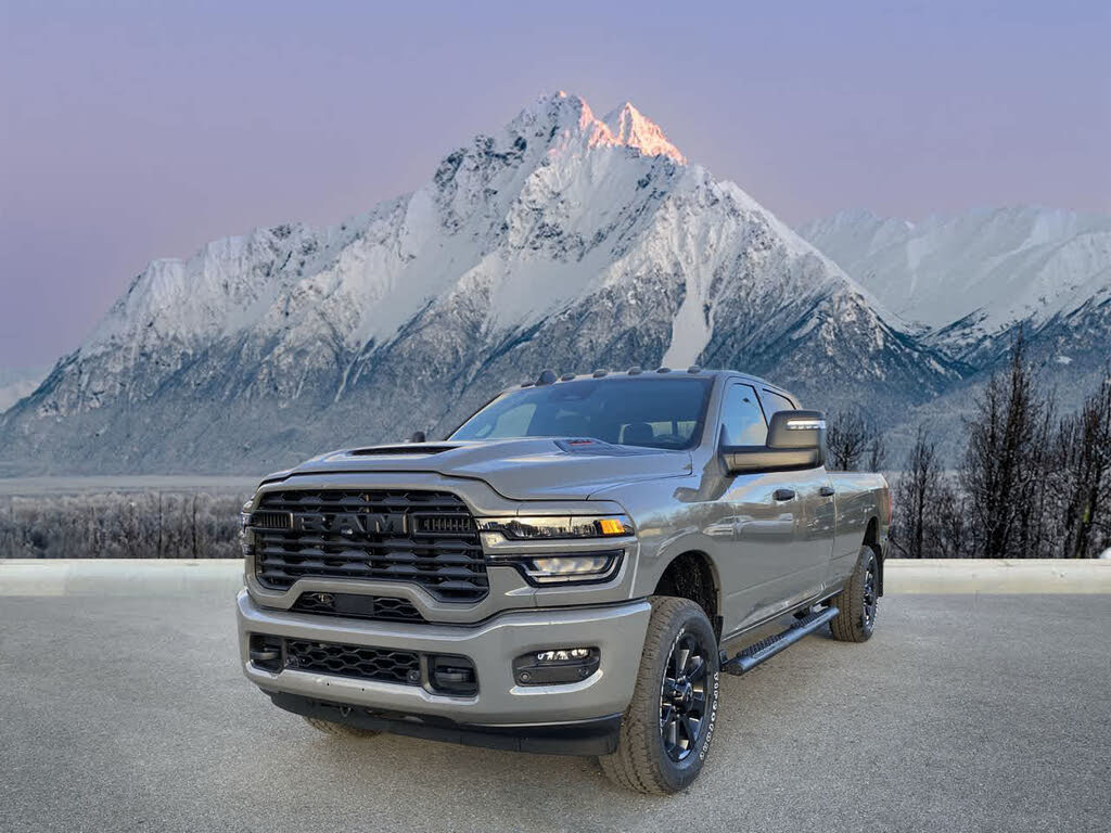 2026 RAM 2500 Tradesman Crew Cab LB 4WD