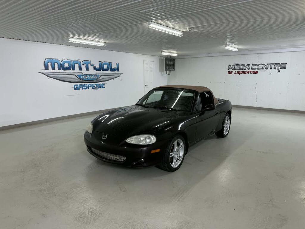 2004 Mazda MX-5 Miata GX Convertible