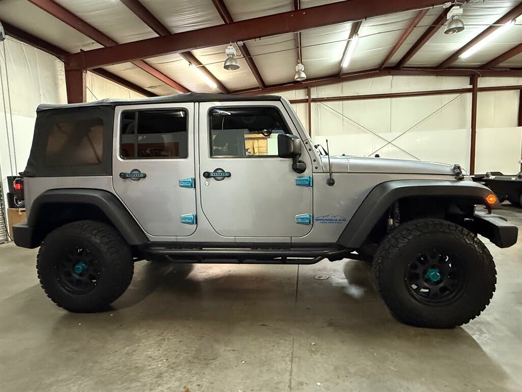 2015 Jeep Wrangler Unlimited Sahara 4WD