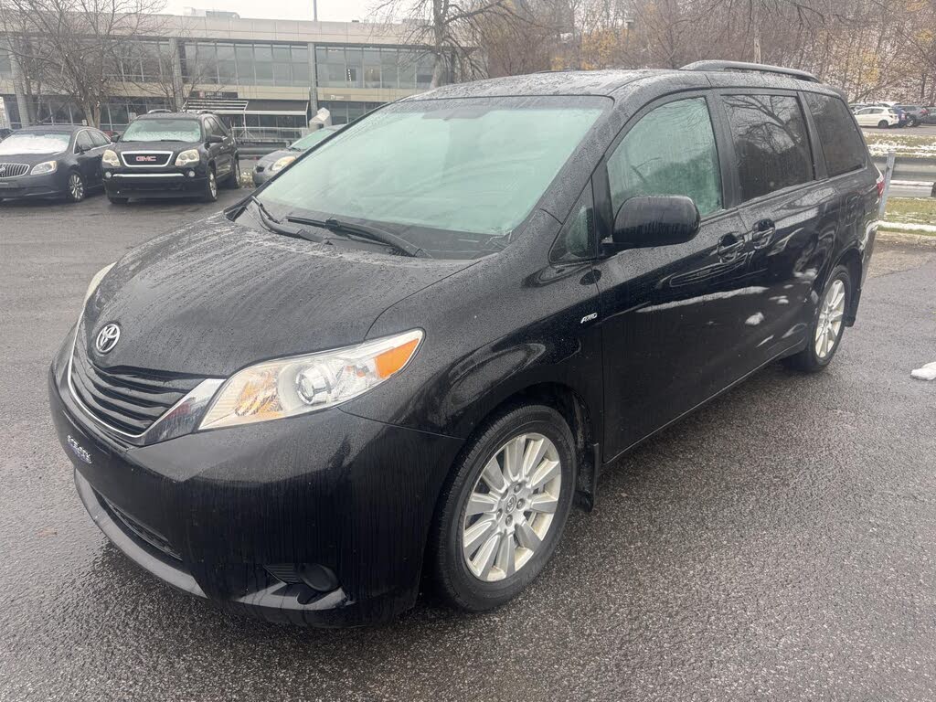 2017 Toyota Sienna LE 7-Passenger AWD