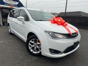 Chrysler Pacifica Touring L Plus FWD