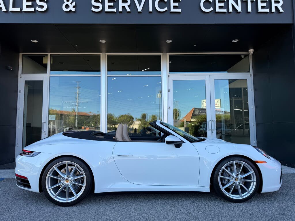 2020 Porsche 911 Carrera Cabriolet RWD