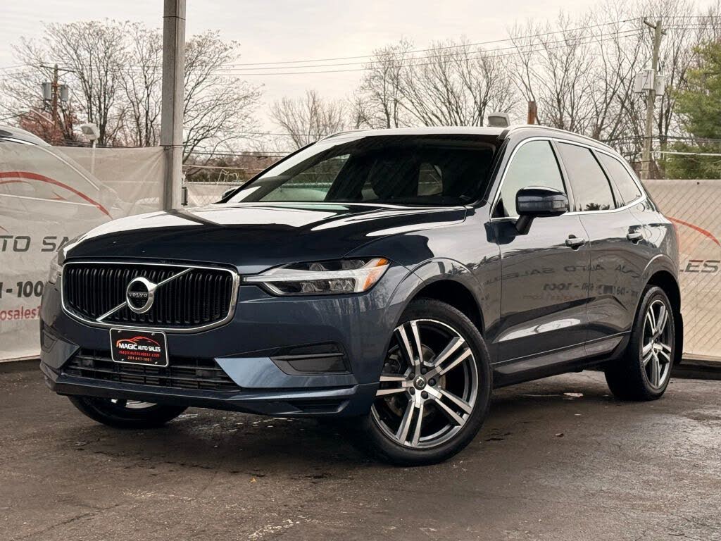 2020 Volvo XC60 T5 Momentum AWD
