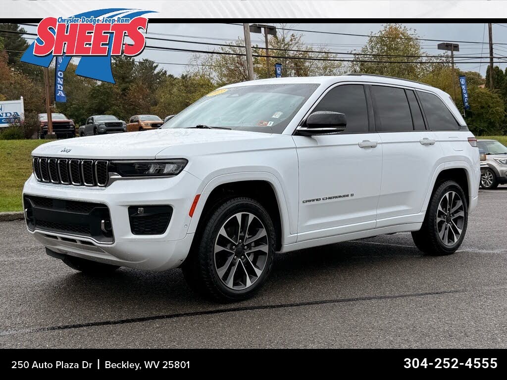 2022 Jeep Grand Cherokee Overland 4WD