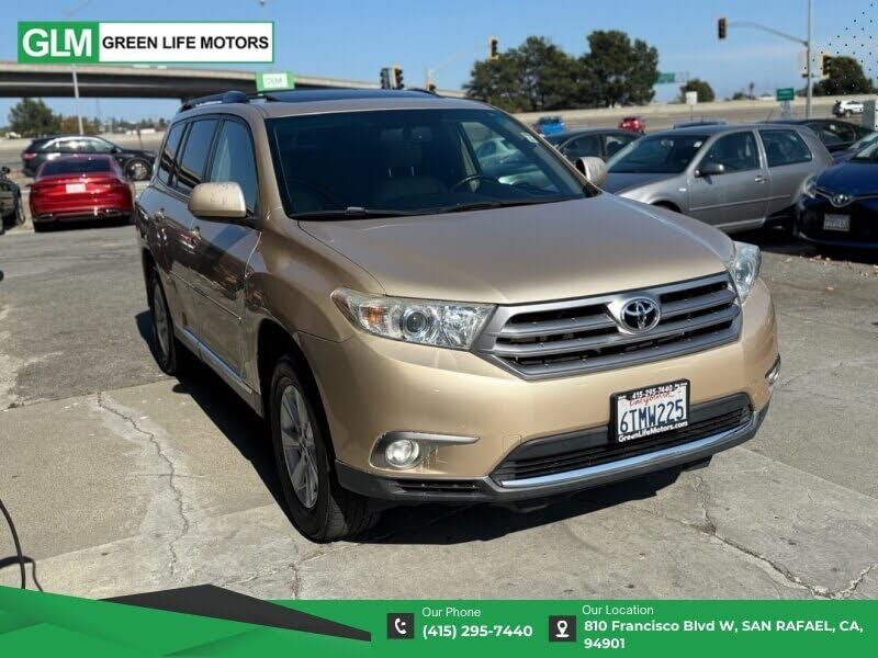 2011 Toyota Highlander SE