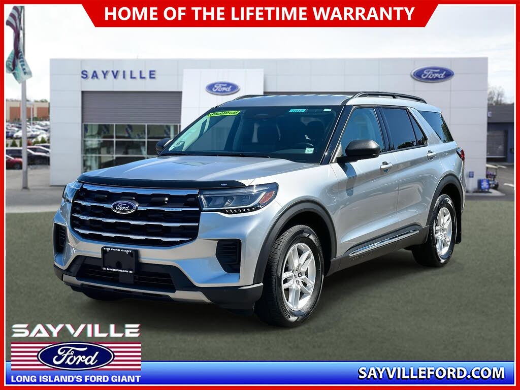 2025 Ford Explorer Active AWD