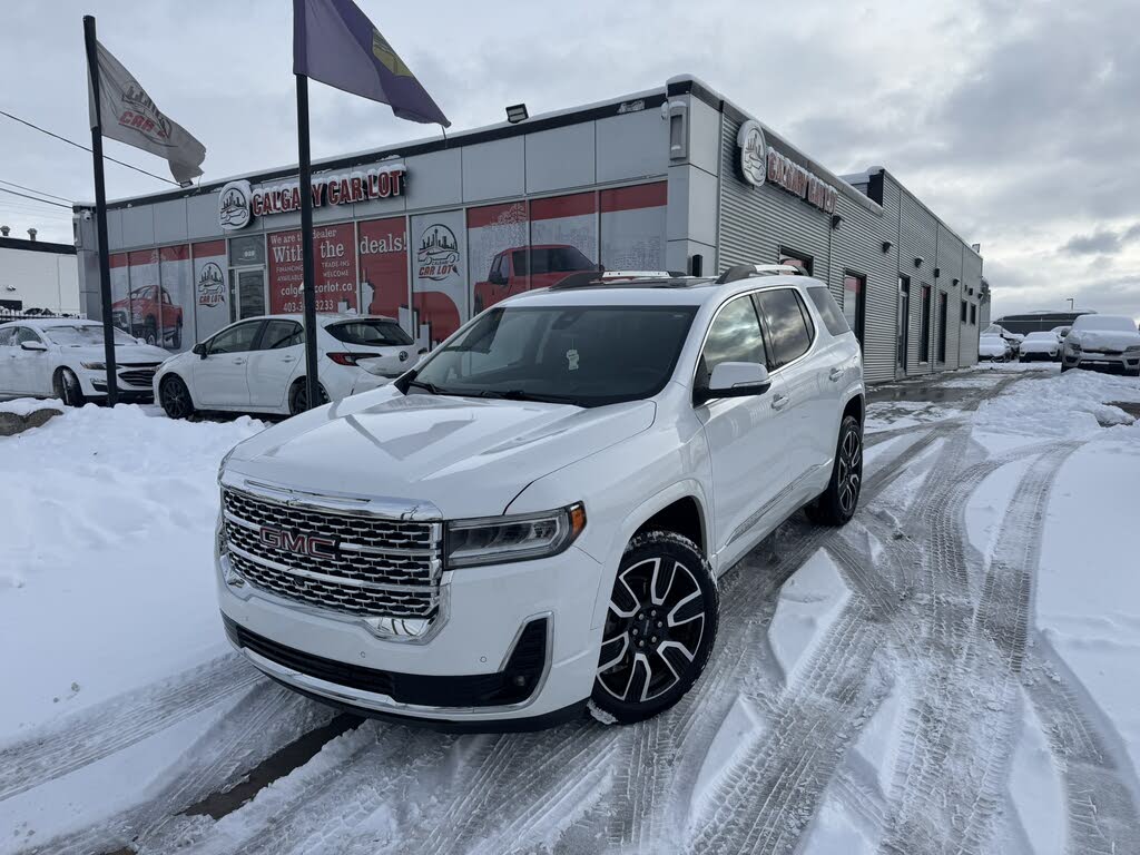 2023 GMC Acadia Denali AWD