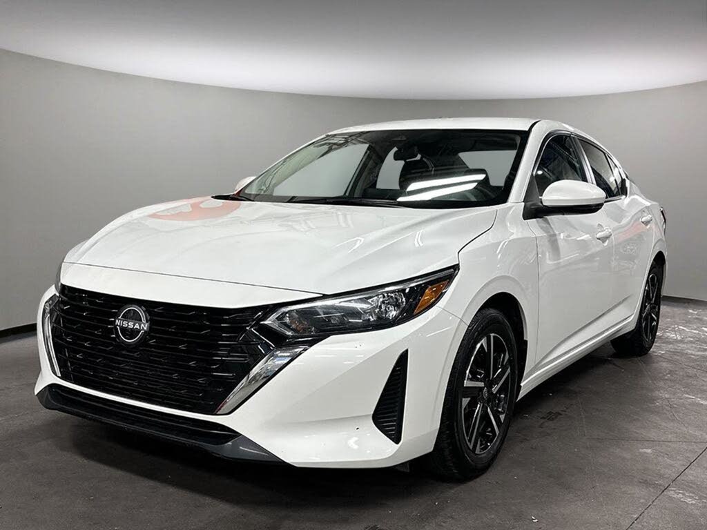 Nissan Sentra SV FWD 2024