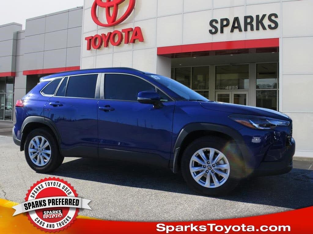 2024 Toyota Corolla Cross LE FWD