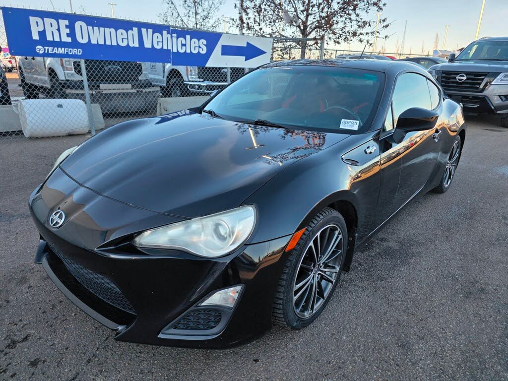 Scion FR-S Base 2013