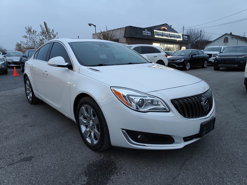 2016 Buick Regal Premium II Sedan FWD