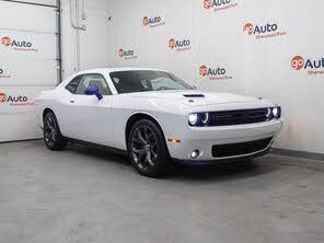 Dodge Challenger SXT RWD