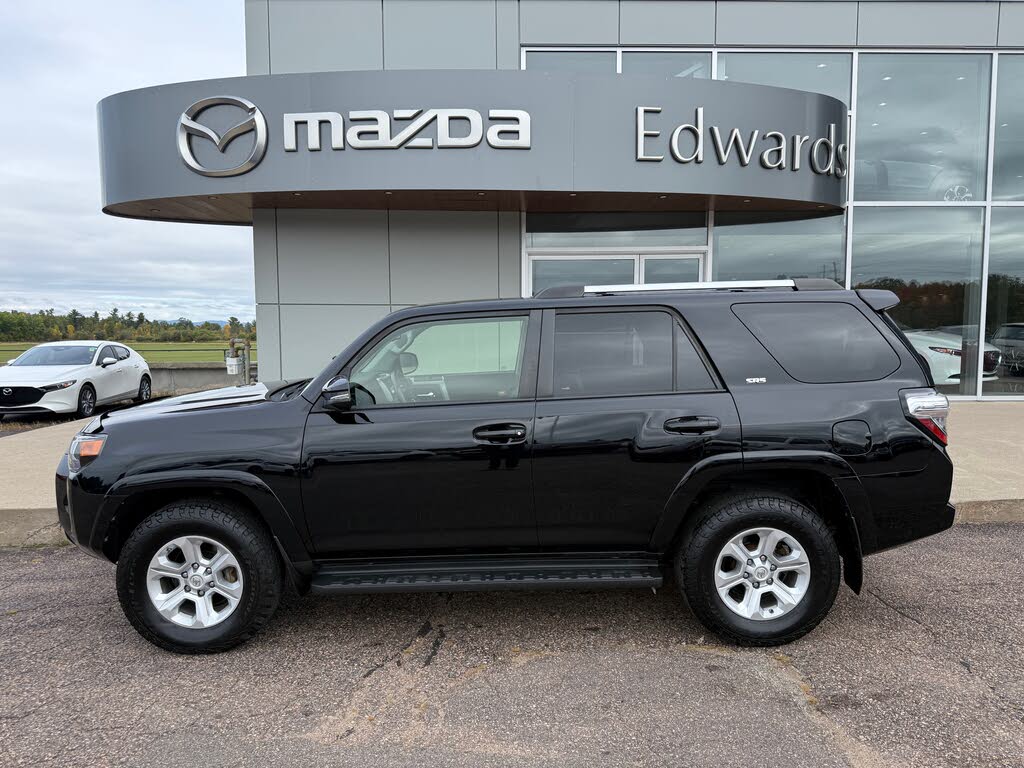Toyota 4Runner SR5 4WD 2019