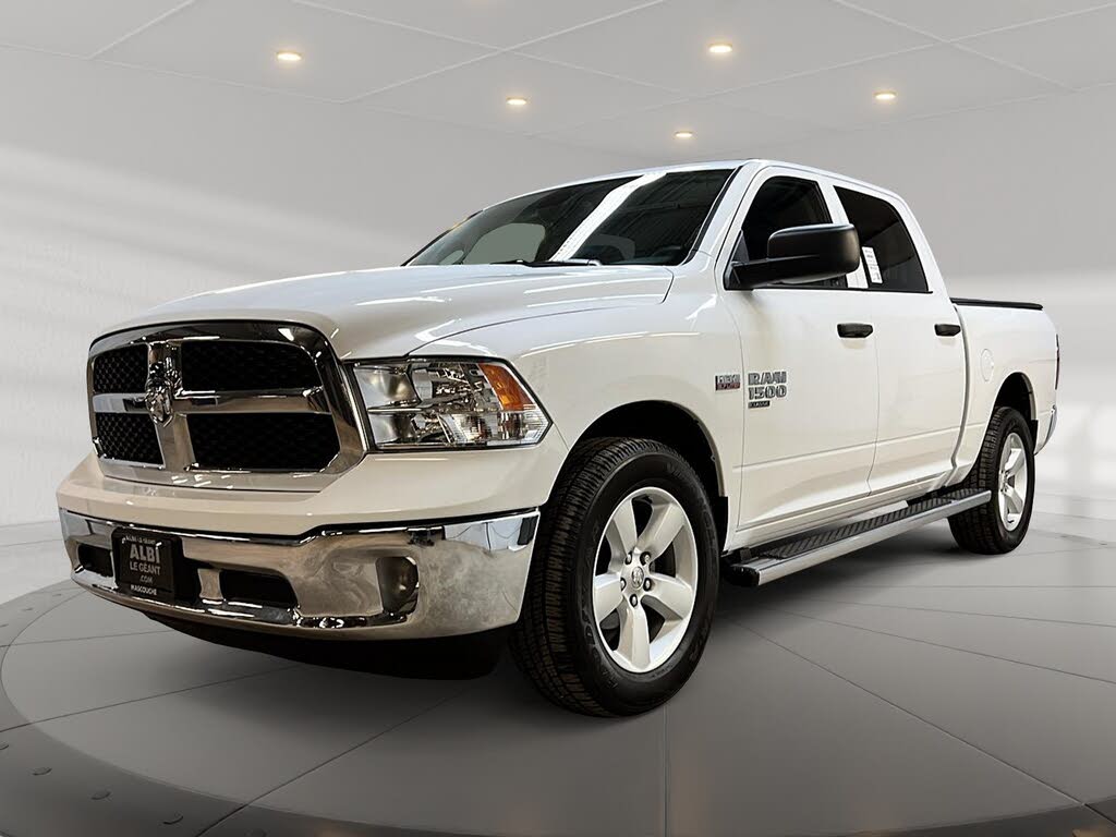 RAM 1500 Classic Tradesman Crew Cab 4WD 2024