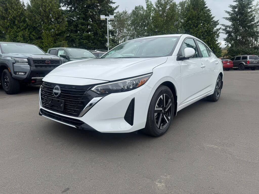 2025 Nissan Sentra SV FWD
