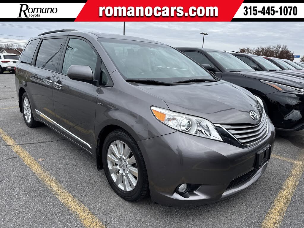 2017 Toyota Sienna XLE 7-Passenger AWD