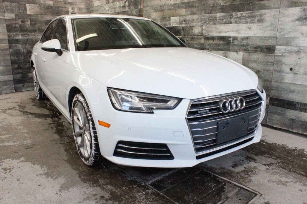 2017 Audi A4 2.0T quattro Progressiv AWD