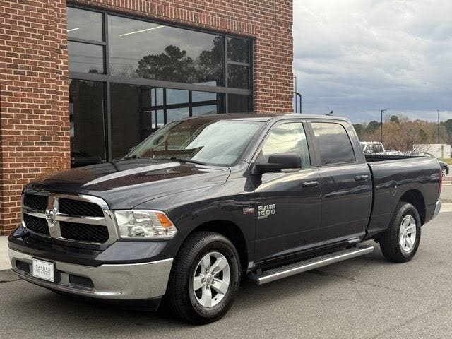 2020 RAM 1500 Classic SLT RWD