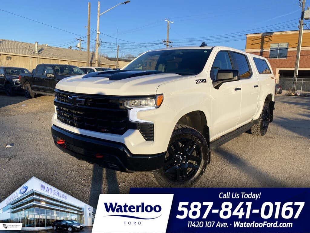 Chevrolet Silverado 1500 LT Trail Boss Crew Cab 4WD 2025