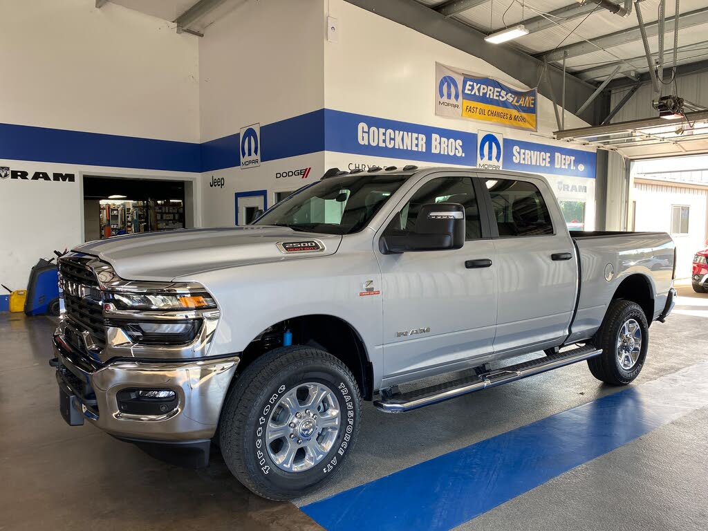 2026 RAM 2500 Big Horn Crew Cab 4WD
