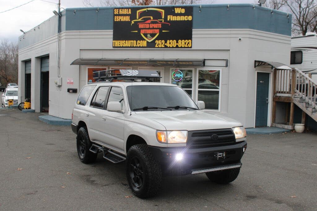 1999 Toyota 4Runner 4 Dr SR5 4WD SUV