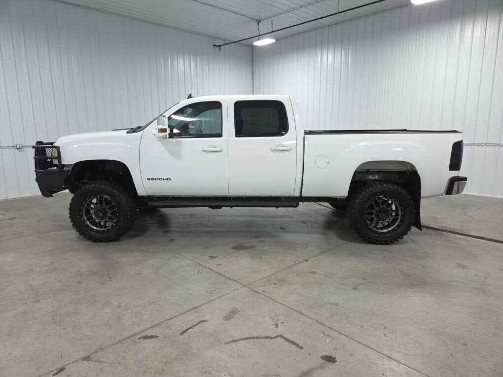 2013 GMC Sierra 2500HD SLT Crew Cab SB 4WD