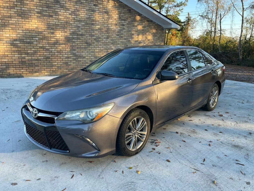 2016 Toyota Camry SE