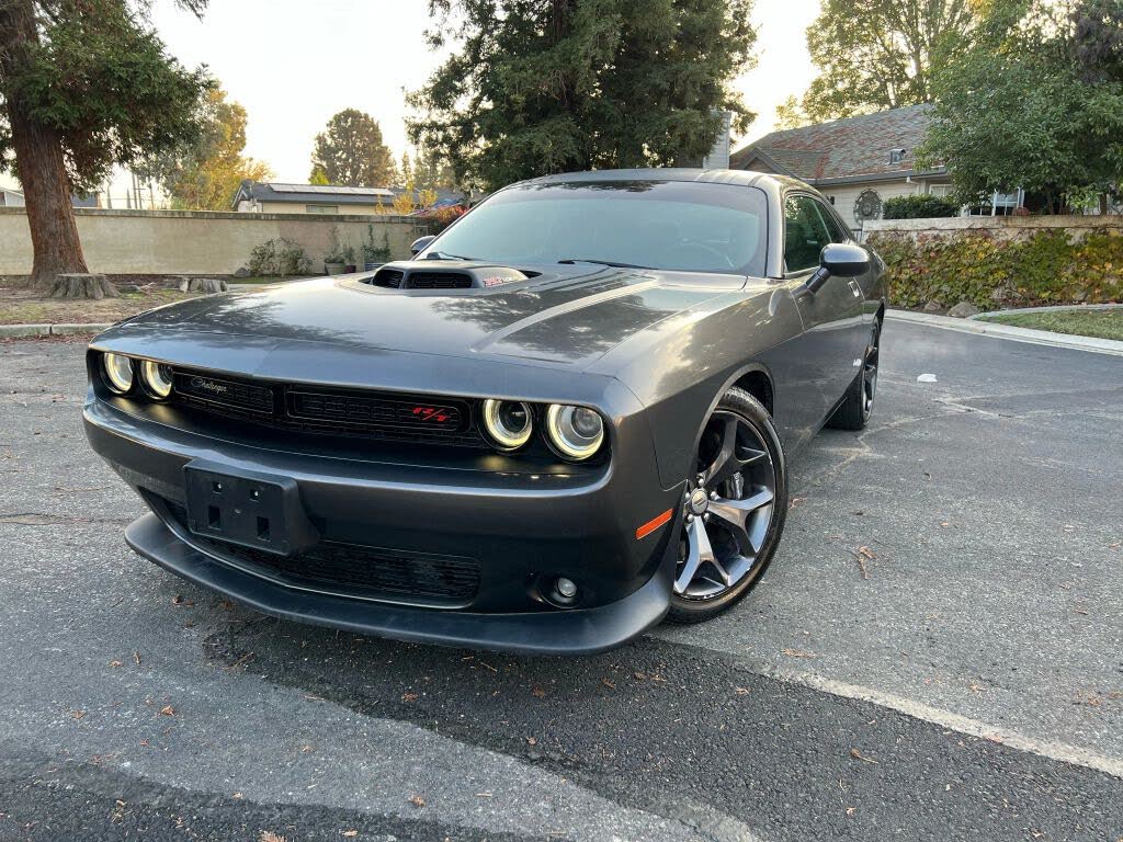 2017 Dodge Challenger 392 Hemi Scat Pack Shaker RWD