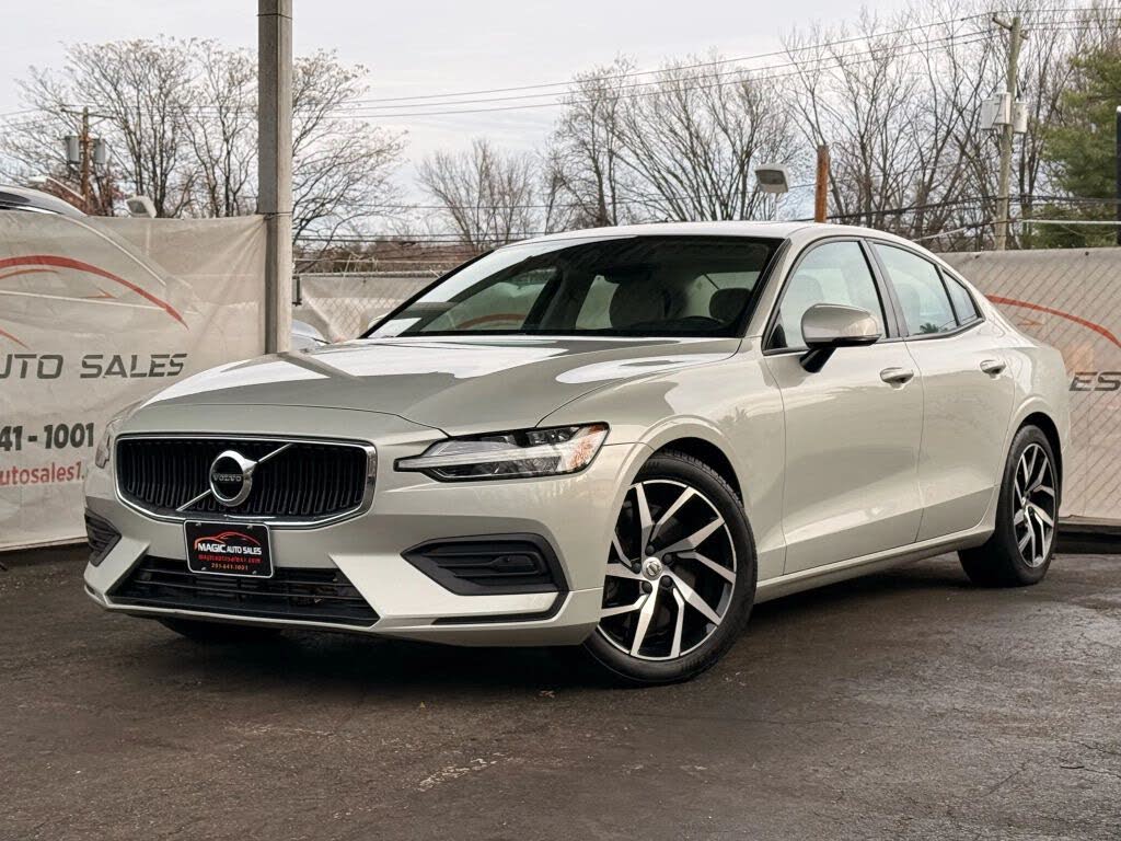 2019 Volvo S60 T6 Momentum AWD