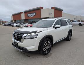 Nissan Pathfinder Platinum 4WD